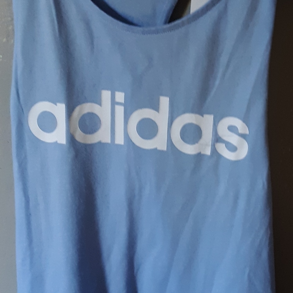 Clothes items - Picture 3 of 4